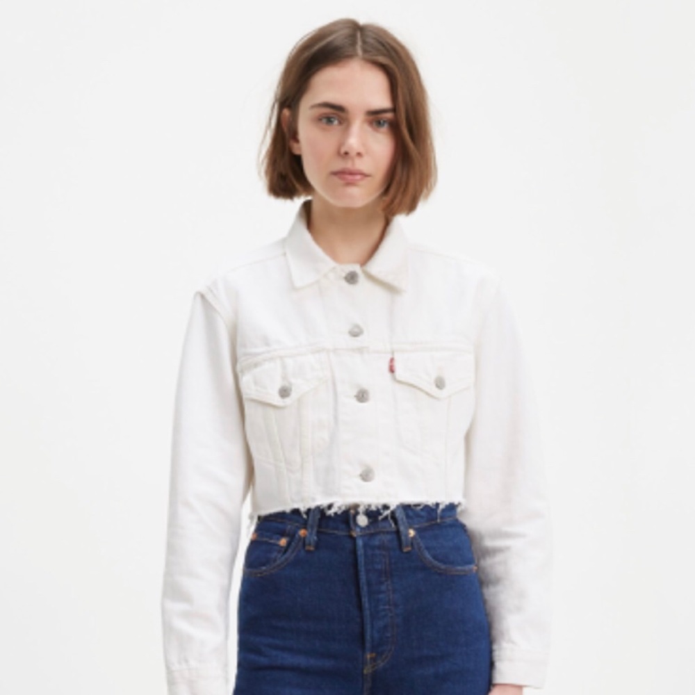 Levi Cropped Trucker Jacket